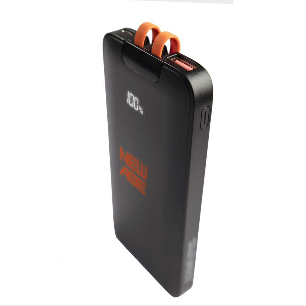 12500mAh with buily-in cables